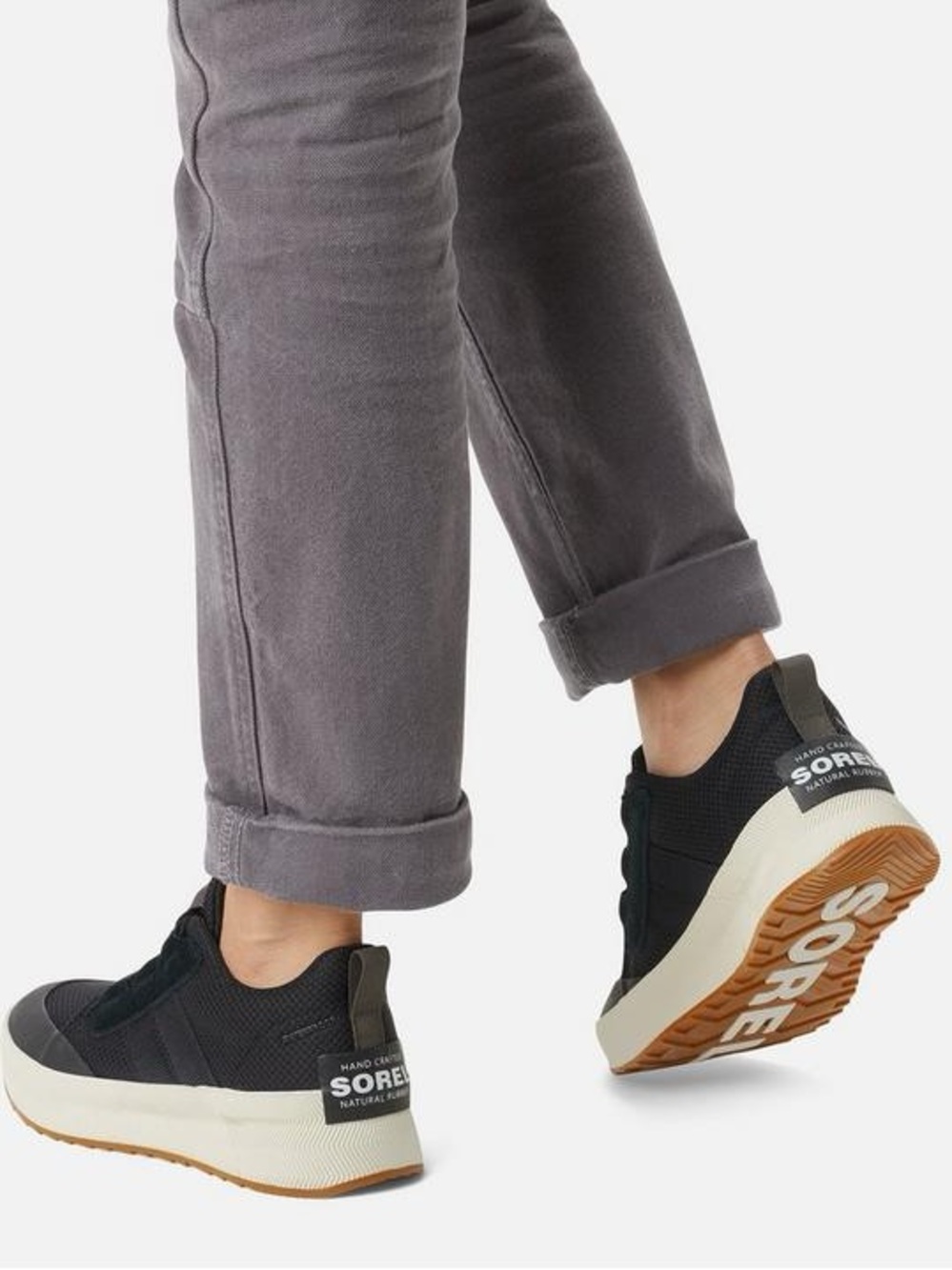 Sorel 9.5 Waterproof Sneaker Chunky Outdoor Active Athleisure Casual Preppy